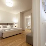 Monte Meraviglia ホテル 3*